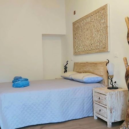 B&B I Viaggi Di Edo Кротоне Экстерьер фото